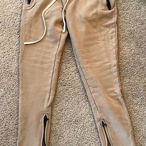 Fear of God Essentials Sweatpants / Joggers, S